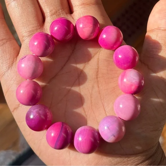 Pink Agate Crystal Bracelet 16mm - Picture 1 of 11